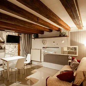 Apartment Residenza Biennale, Venedig